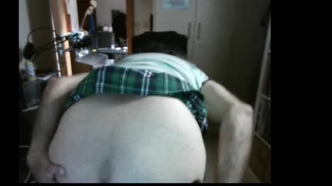 Snapshot of efi_crossou chatting on 15, 9, 2025 efi_crossou online show from 15, 9, 2025