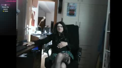 efi_crossou online show from 2, 11, 2025