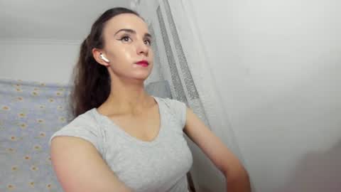 Snapshot of ehotlovea chatting on 2, 7, 2026 Erik and Alice online show from 2, 7, 2026