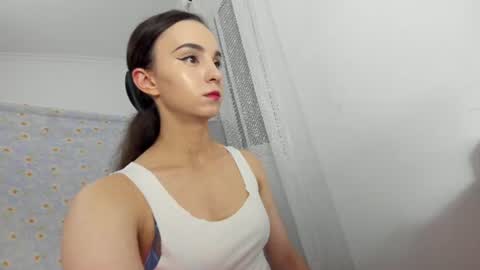 Snapshot of ehotlovea chatting on 8, 7, 2026 Erik and Alice online show from 8, 7, 2026