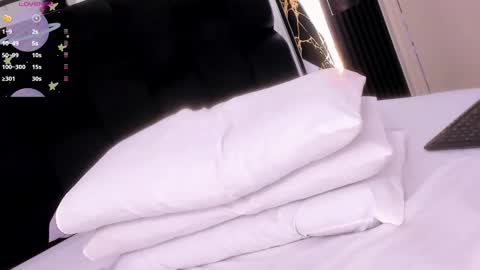 Snapshot of eileen_tanihara chatting on 15, 12, 2025 eileenn tanihara online show from 15, 12, 2025