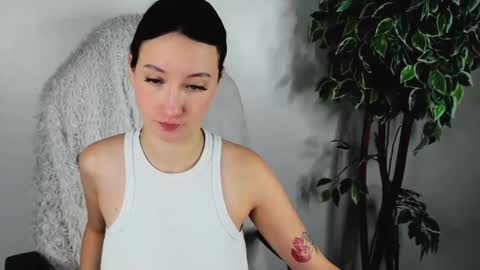 eileenmoores online show from 1, 10, 2025