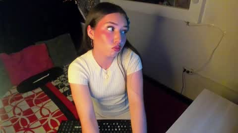 EILIN PINK online show from 28, 3, 2026