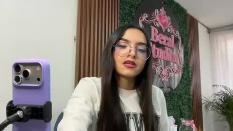 eimy_rosse18 online show from 4, 5, 2026