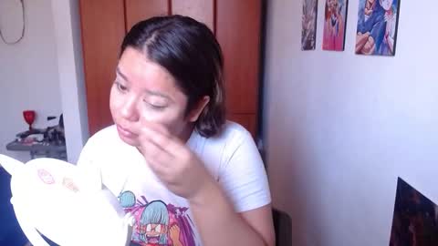 eimy_saenzz online show from 21, 11, 2025