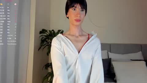 Einyel  online show from 10, 2, 2025