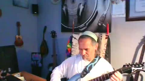 ThongLover6869 online show from 18, 3, 2026