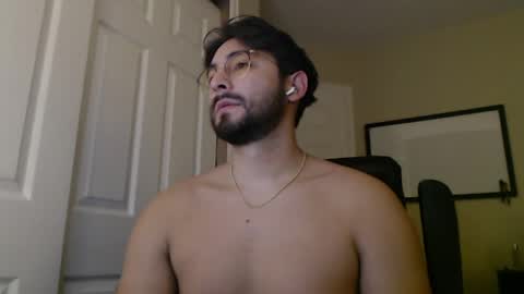 Snapshot of el_bonbon_rico chatting on 11, 5, 2026 el bonbon rico online show from 11, 5, 2026