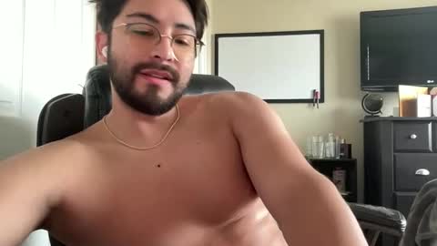 Snapshot of el_bonbon_rico chatting on 16, 5, 2026 el bonbon rico online show from 16, 5, 2026