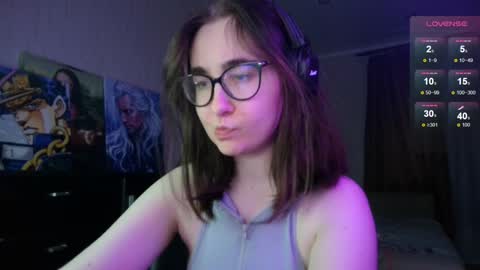 Snapshot of el_sweety chatting on 19, 12, 2024 If you like it when I meow give me a thumbs up online show from 19, 12, 2024