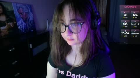 Snapshot of el_sweety chatting on 20, 12, 2024 If you like it when I meow give me a thumbs up online show from 20, 12, 2024