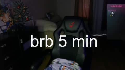 Snapshot of el_sweety chatting on 23, 12, 2024 If you like it when I meow give me a thumbs up online show from 23, 12, 2024