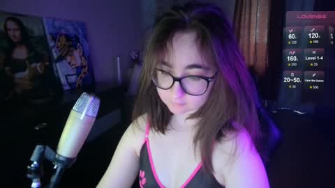 Snapshot of el_sweety chatting on 7, 1, 2025 If you like it when I meow give me a thumbs up online show from 7, 1, 2025