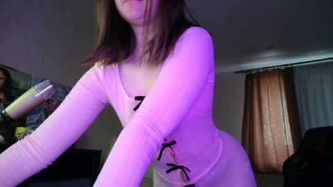 Snapshot of el_sweety chatting on 30, 1, 2025 If you like it when I meow give me a thumbs up online show from 30, 1, 2025