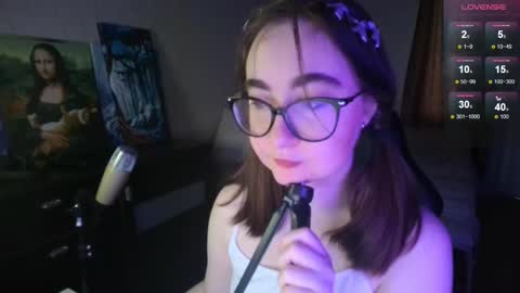 Snapshot of el_sweety chatting on 27, 2, 2025 If you like it when I meow give me a thumbs up online show from 27, 2, 2025