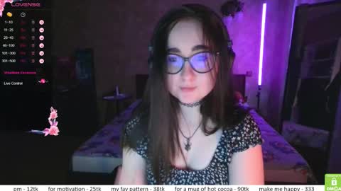 If you like it when I meow give me a thumbs up online show from 1, 12, 2025