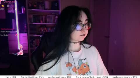 If you like it when I meow give me a thumbs up online show from 16, 3, 2026