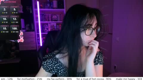 Snapshot of el_sweety chatting on 5, 6, 2026 If you like it when I meow give me a thumbs up online show from 5, 6, 2026