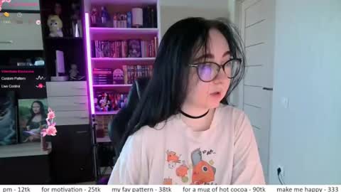 If you like it when I meow give me a thumbs up online show from 26, 6, 2026