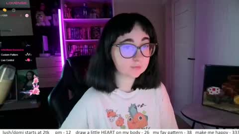 If you like it when I meow give me a thumbs up online show from 23, 7, 2026