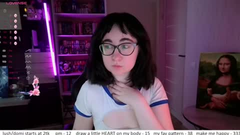 If you like it when I meow give me a thumbs up online show from 31, 7, 2026