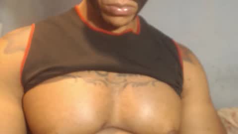 Snapshot of el_vecino_m chatting on 12, 3, 2026 el_vecino_m online show from 12, 3, 2026