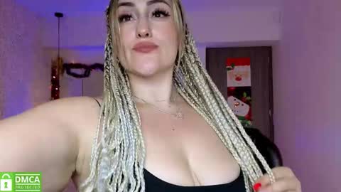 Snapshot of ela_ps chatting on 18, 12, 2025 LOREIN online show from 18, 12, 2025