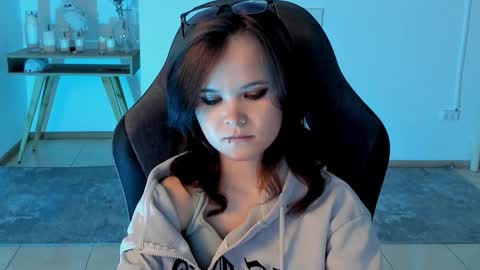 Your sweet girl online show from 5, 2, 2025