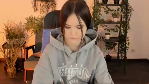 Your sweet girl online show from 14, 12, 2025