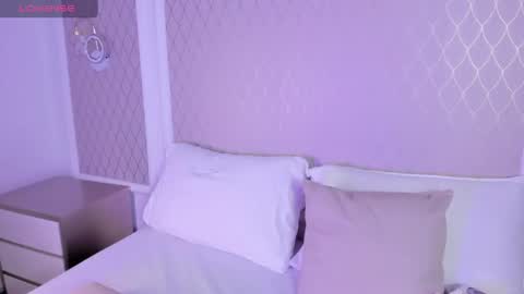 elara_bloom_ online show from 14, 5, 2026