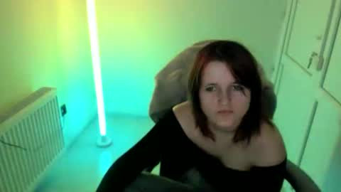 Evie online show from 10, 5, 2026