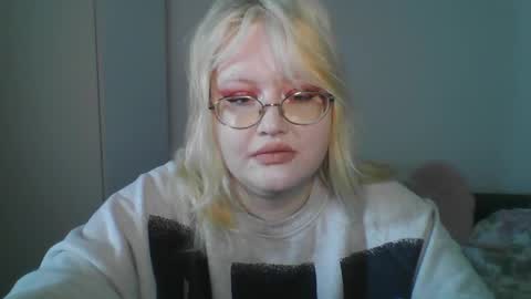 elayne_sweet online show from 12, 4, 2026