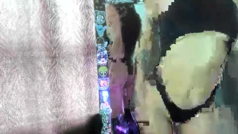 Snapshot of electradevis2 chatting on 10, 3, 2026 Electradevis2 online show from 10, 3, 2026