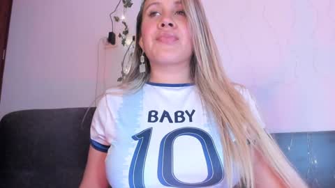 Snapshot of eleecttraa_12 chatting on 5, 2, 2025 Electra  online show from 5, 2, 2025