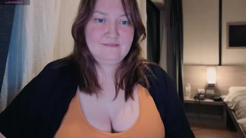 elegant_pleasure online show from 13, 4, 2026