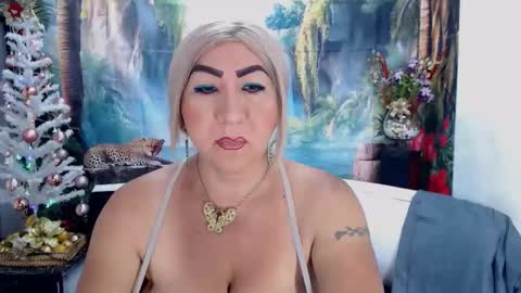 XIOMY   give LIKE on my page online show from 24, 11, 2025
