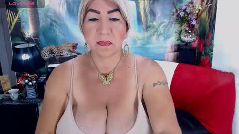 XIOMY   give LIKE on my page online show from 26, 2, 2026