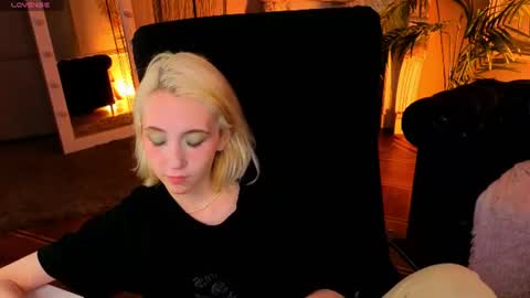 Elen  online show from 22, 6, 2026