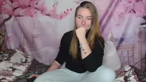 Elena online show from 4, 10, 2025