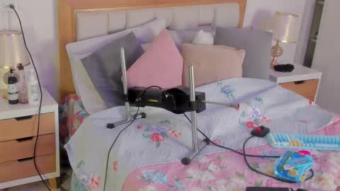 Elena online show from 15, 9, 2025