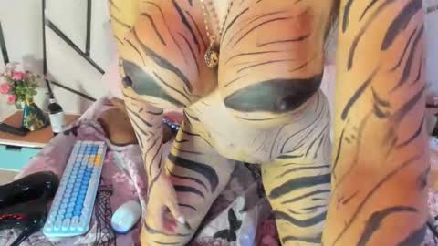 Elena online show from 17, 10, 2025