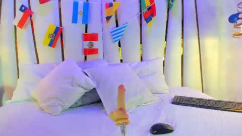 Elena online show from 10, 7, 2026