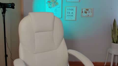 Elena online show from 24, 1, 2025