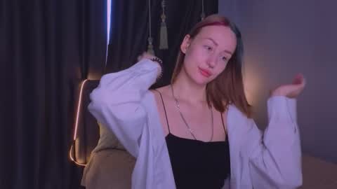 Snapshot of elenefrail chatting on 17, 10, 2025 Isabella - streaming MondayTuesdayWednesdayFridaySaturdaySunday online show from 17, 10, 2025