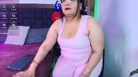 elenna_boobs_ online show from 15, 7, 2026
