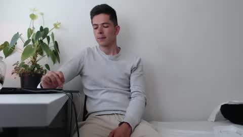 Snapshot of elian_tg chatting on 2, 4, 2026 Elian online show from 2, 4, 2026