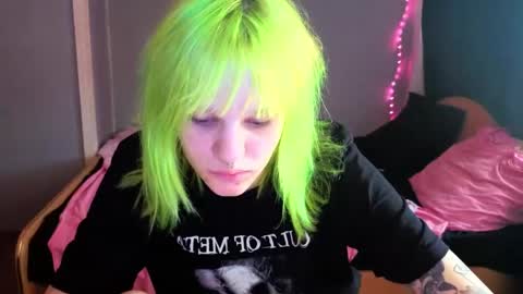 elieiza_xo online show from 24, 4, 2026