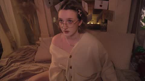 Ellie online show from 23, 12, 2025