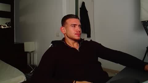 ElijahThorne online show from 25, 11, 2025