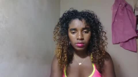 Snapshot of elina981 chatting on 13, 5, 2026 elina981 online show from 13, 5, 2026